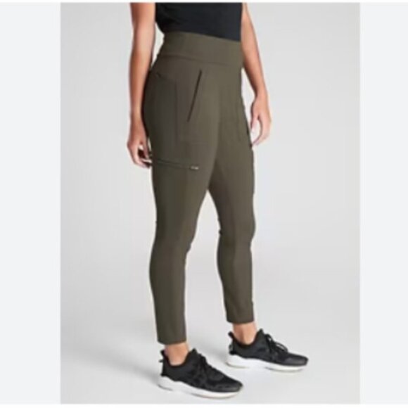 ATHLETA Headlands Hybrid Cargo Pant